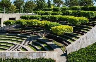 parallax gallery image